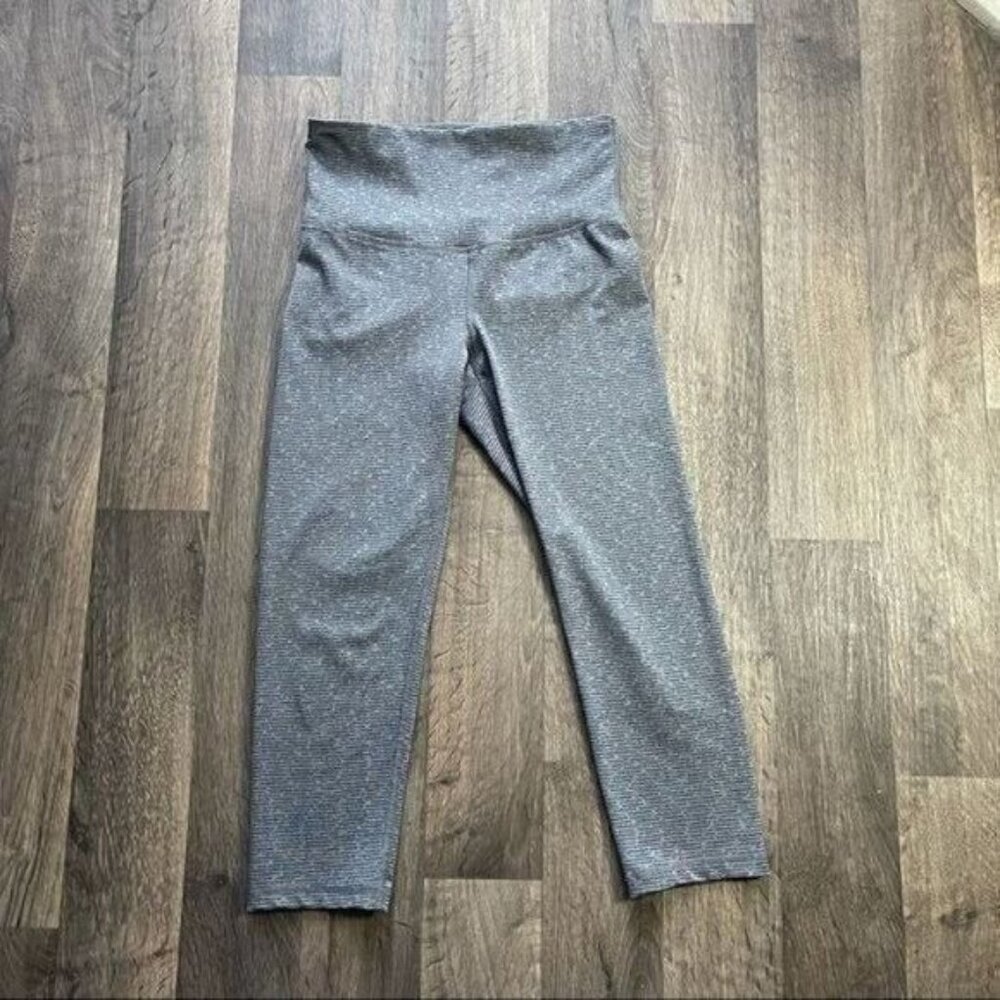 Champion Gray Striped High Waisted Workout Leggings Cropped Size XS